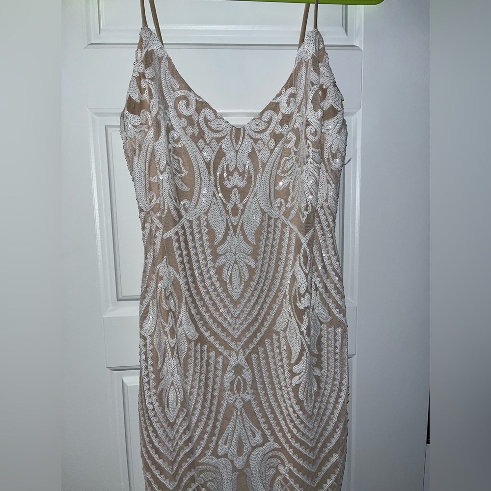 worn once, perfect condition, comfortable and stretchy